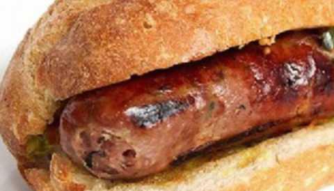 Torna la sagra di Triggianello: castagne, panino con la salsiccia e vino primitivo